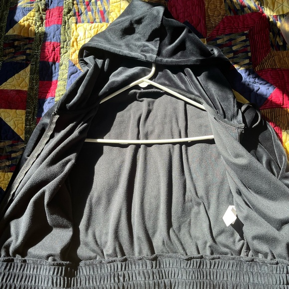 Vintage Velvet Zip-up Sweater - Picture 2 of 3